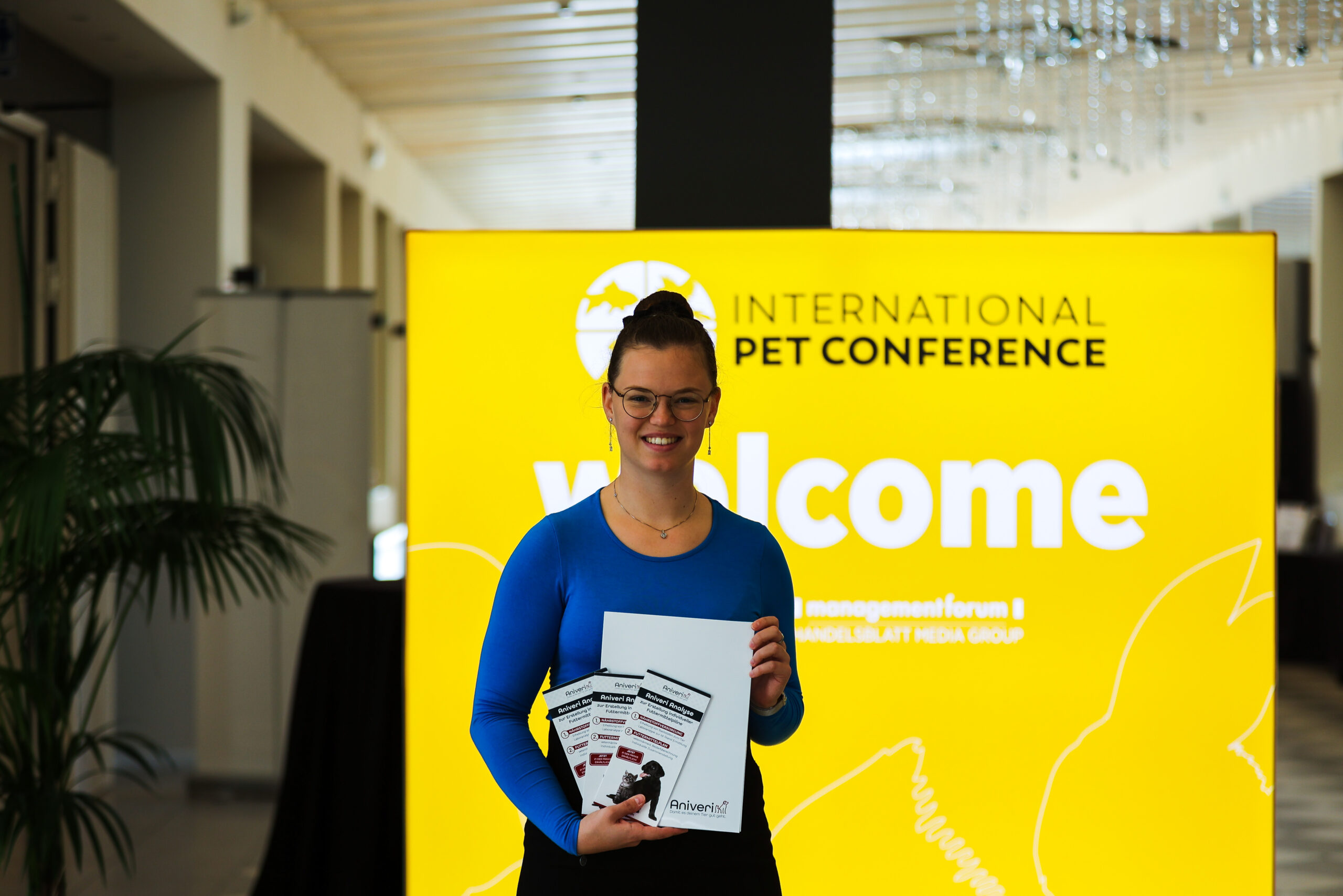Trends der Heimtierbranche erkunden, Aniveri Team auf der International Pet Conference in Bologna.